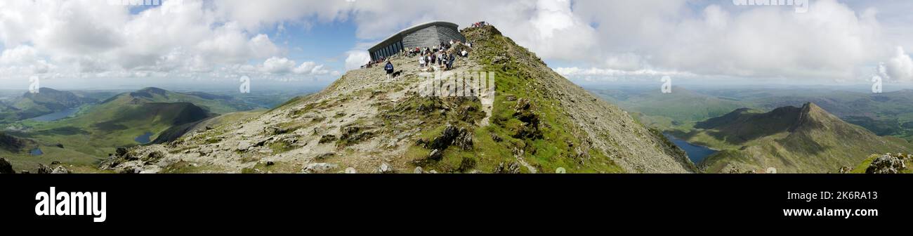 Panorama, Hafod Eryri, Yr Wydddfa, Snowdon Mountain, cima, Snowdonia North Wales, Regno Unito, Foto Stock