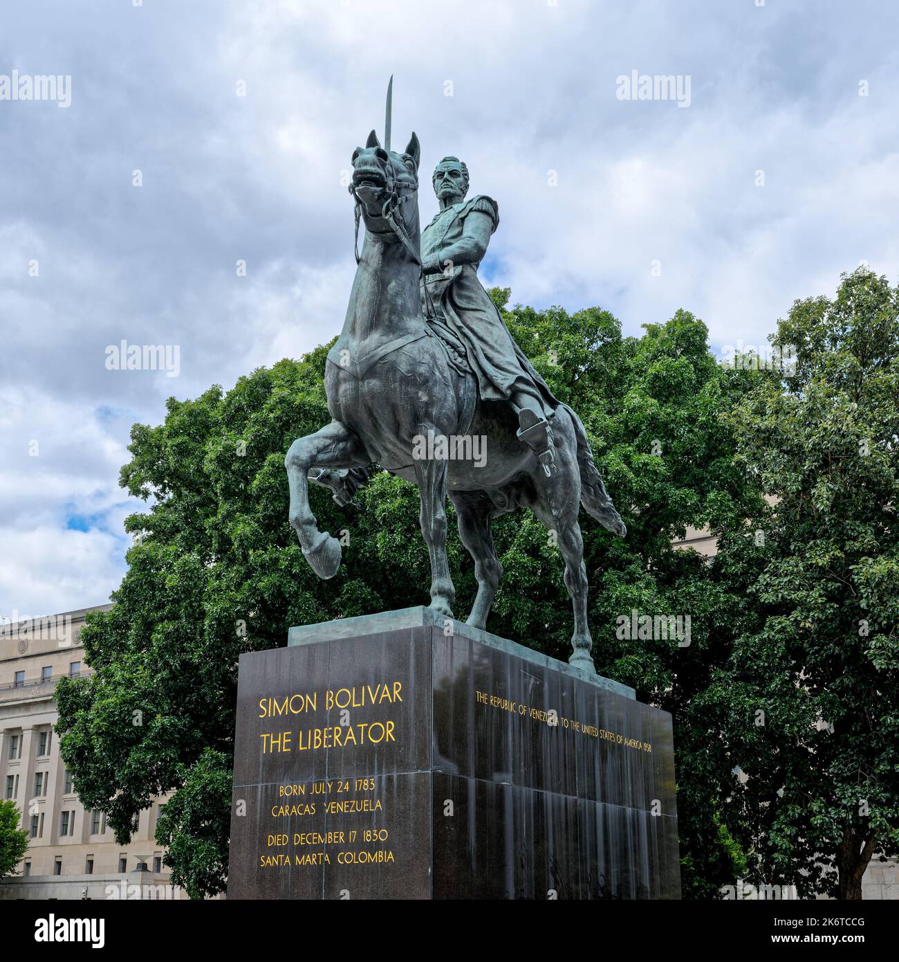 Washington, DC - 8 settembre 2022: Questa statua equestre di Simon Bolivar il Liberatore, il leader militare e politico venezuelano, è di Felix de We Foto Stock