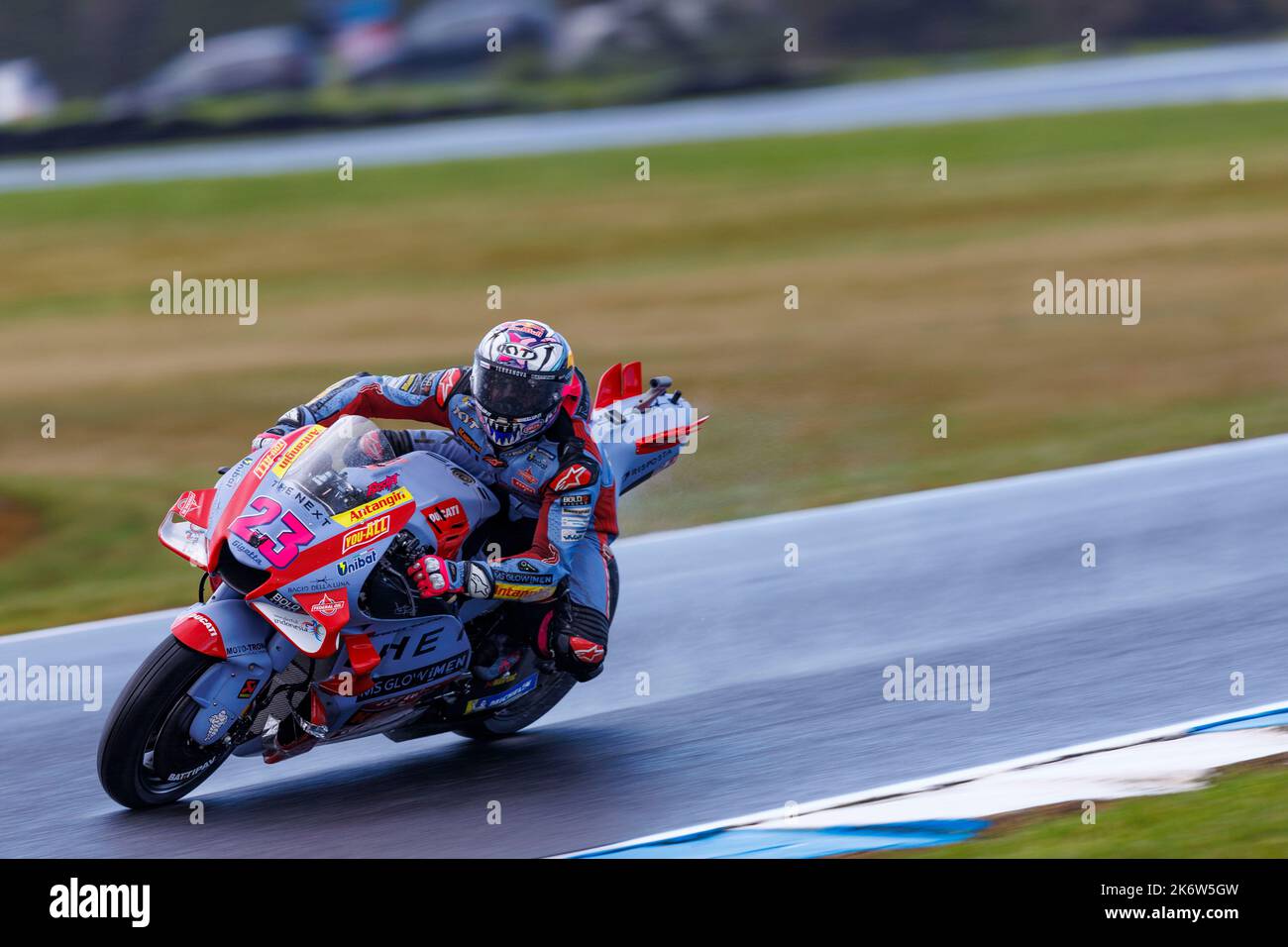 16th ottobre 2022 ; Phillip Island Grand Prix Circuit, Melbourne, Victoria, Australia: MotGP d'Australia, giorno di gara: Gresini Racing rider Enea Bastianini durante la gara Warm up Credit: Action Plus Sports Images/Alamy Live News Foto Stock