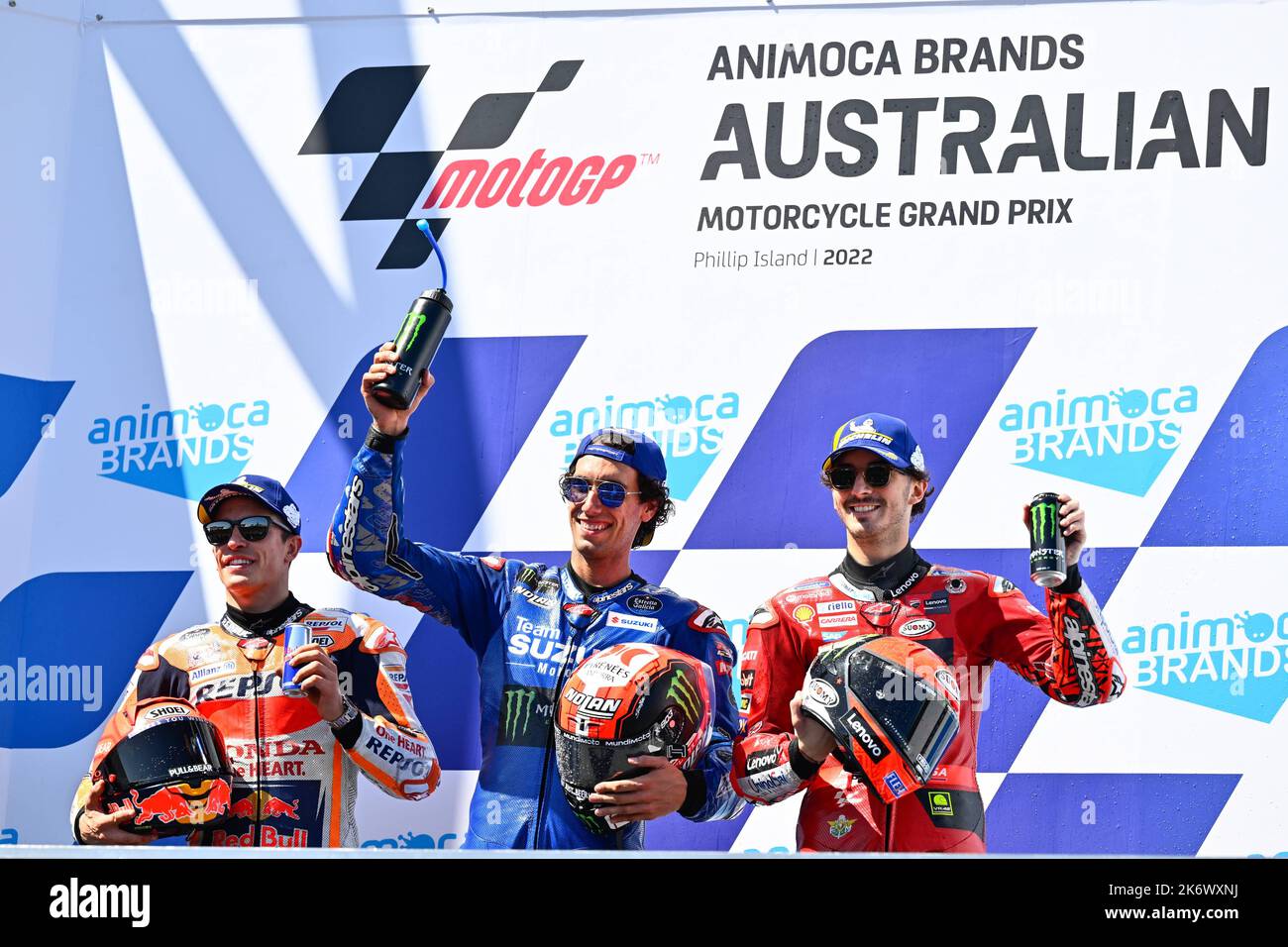 Phillip Island, Australia. 16th Ott 2022. Gare di Animoca Brands Gran Premio d'Australia di MotoGP al Phillip Island Circuit. 16 ottobre 2022 in foto: Podio MotoGP™ L-R: Marquez, RINS, Bagnaia Carreras del Gran Premio de MotoGP de Australia en el circuito Internacional de Phillip Island. 16 de Octubre de 2022 POOL/ MotoGP.com/Cordon le immagini per la stampa saranno solo per uso editoriale. Credito obbligatorio: © motogp.com Credit: CORDON PRESS/Alamy Live News Foto Stock