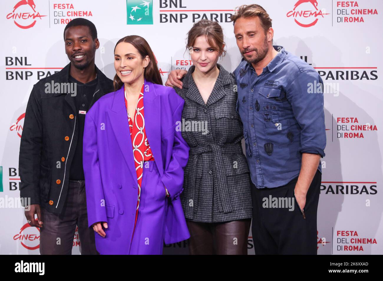 Roma, Italia. 16th Ott 2022. Cast di posa 'Django' durante la fotocall della serie televisiva 'Django - la serie' del Film Fest di Roma all'Auditorium Parco della Musica. Credit: SOPA Images Limited/Alamy Live News Foto Stock