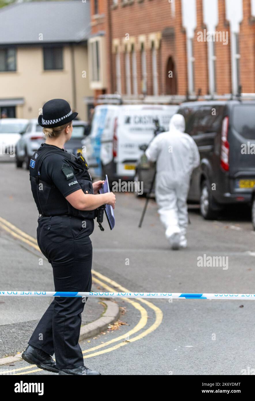 Brentwood Essex, Regno Unito. 16th Ott 2022. Incidente principale della polizia di Essex Eastfield Road Brentwood Essex. La polizia di Essex è stata avvicinata per l'ufficiale di forense di commento accreditamento: Ian Davidson/Alamy Live News Foto Stock