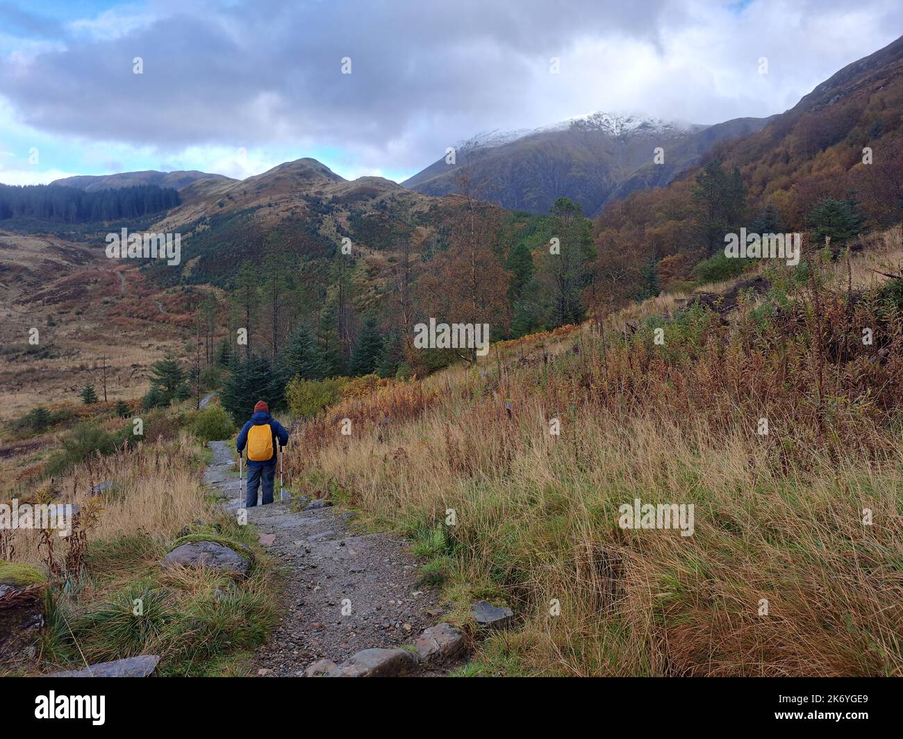 Sulla vecchia strada militare tra Kinlochleven e Fort William, guardando verso ben Nevis. Foto Stock