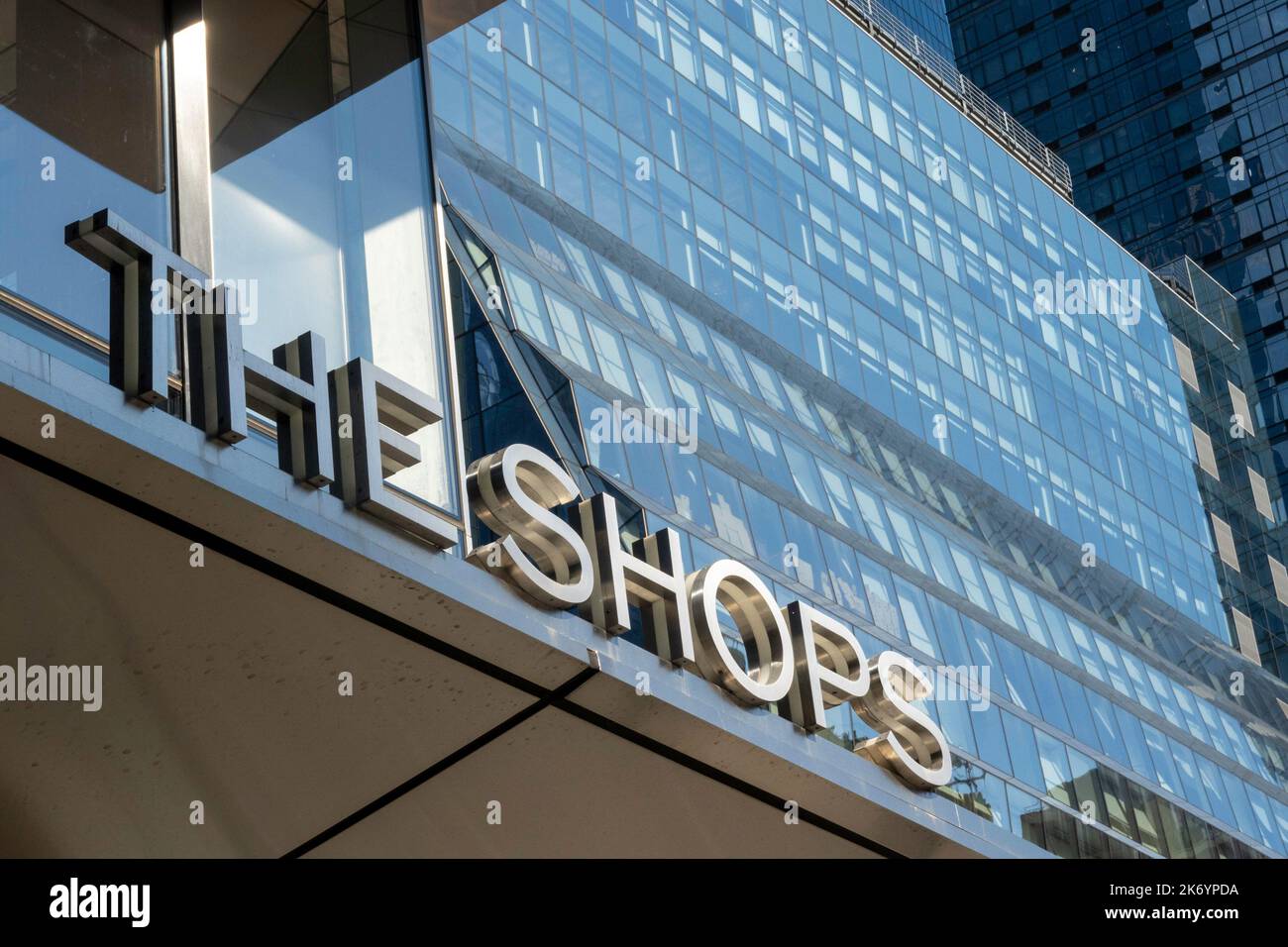 Indicazioni per The Shops at Hudson Yards Complex, New York, USA 2022 Foto Stock