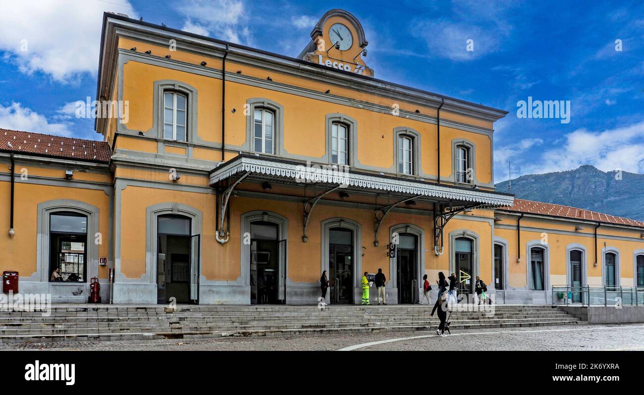 Il centro ferroviario di Lecco sul Lago di Como. Foto Stock