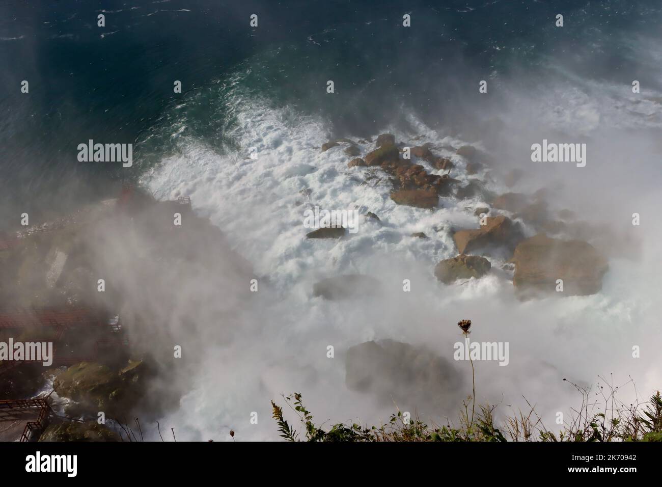 Le American Falls sul lato americano delle Cascate del Niagara Foto Stock