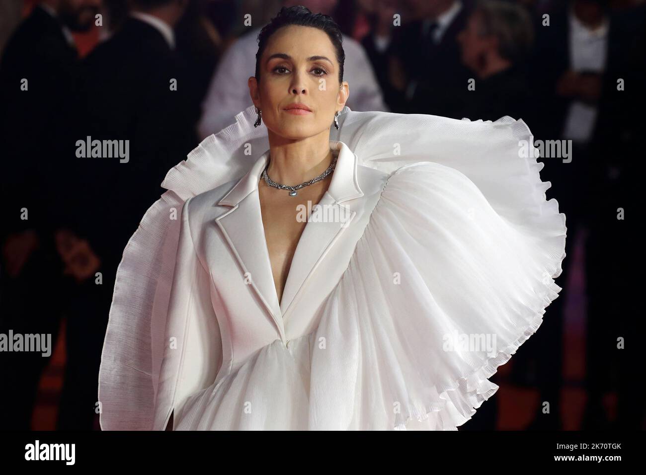 16 2022 ottobre 2020 - Roma, Italia - attrice NOOMI RApace sul tappeto rosso del Festival del Film di Roma per ''Django, la serie''. Noomi Rapace con abito di Robert Wun, scarpe Gianvito Rossi e gioielli e borsa di Bulgari. Â EvandroInetti/Pool/Ibanez via ZUMA Wire (Credit Image: © Evandro Inetti/ZUMA Press Wire) Foto Stock