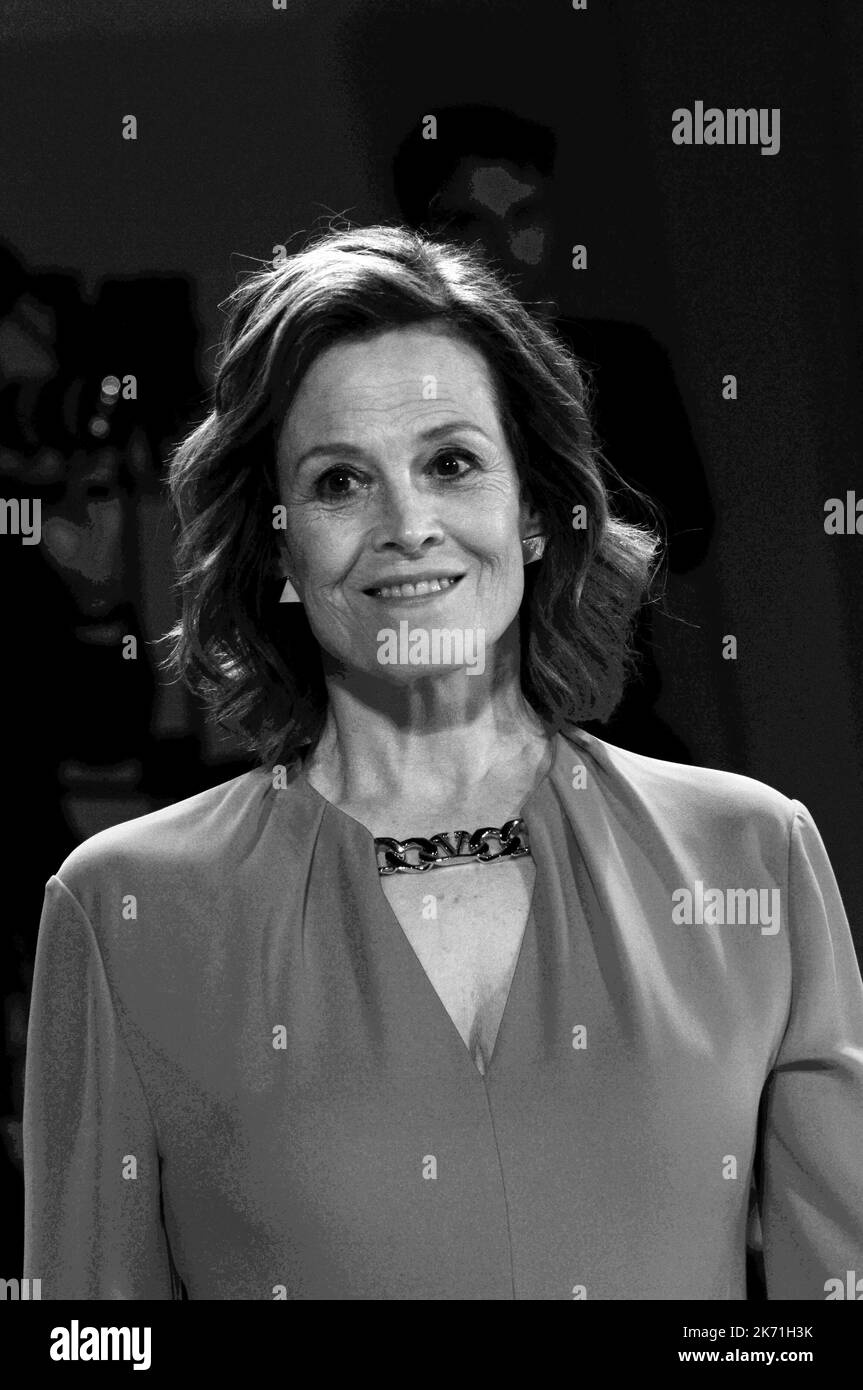 Sigourney Weaver arrievs al 79th° Festival del Film di Venezia 2022 Foto Stock