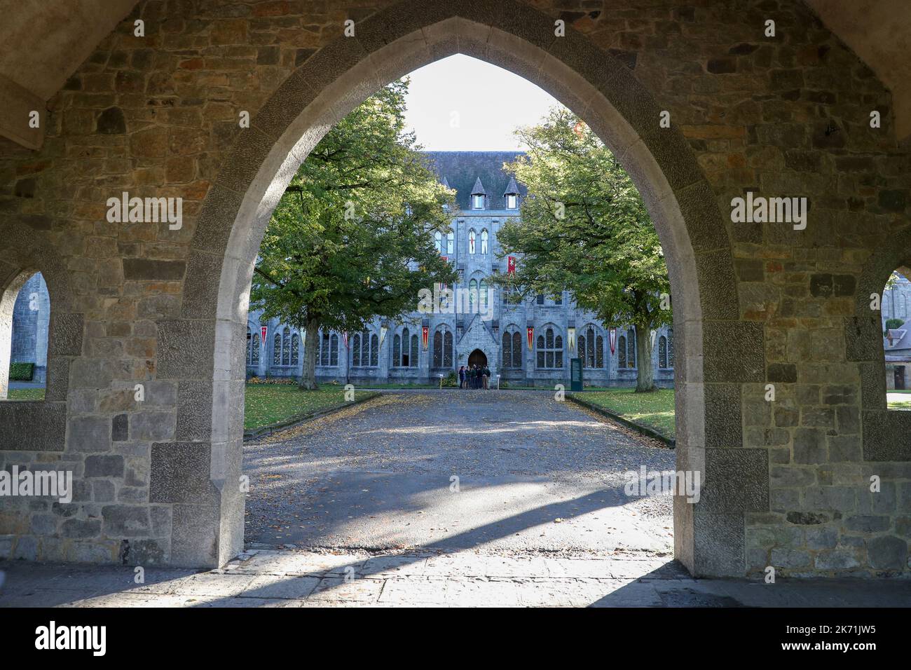 L'illustrazione mostra una Messa Papale presso l'Abbazia di Maredsous in occasione del 150th° anniversario dell'abbazia, a Denee, domenica 16 ottobre 2022. FOTO DI BELGA NICOLAS MAETERLINCK Foto Stock