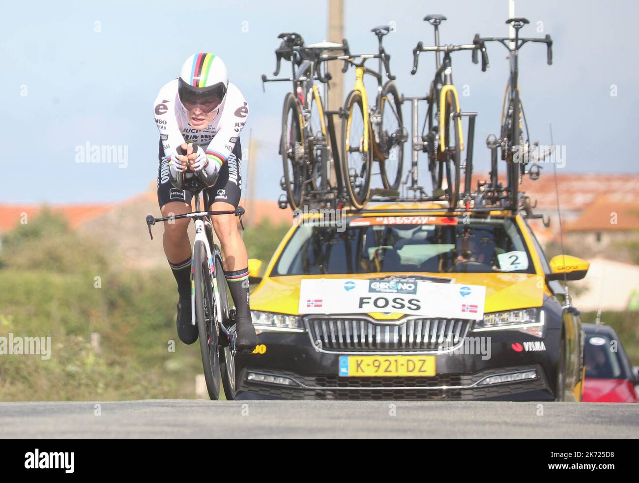 Tobias Foss di Norvegia di Gran Bretagna durante l'UCI Chrono des Nations 2022, gara ciclistica il 16 ottobre 2022 a Les Herbiers, Francia. Foto Laurent Lairys/ABACAPRESS.COM Foto Stock