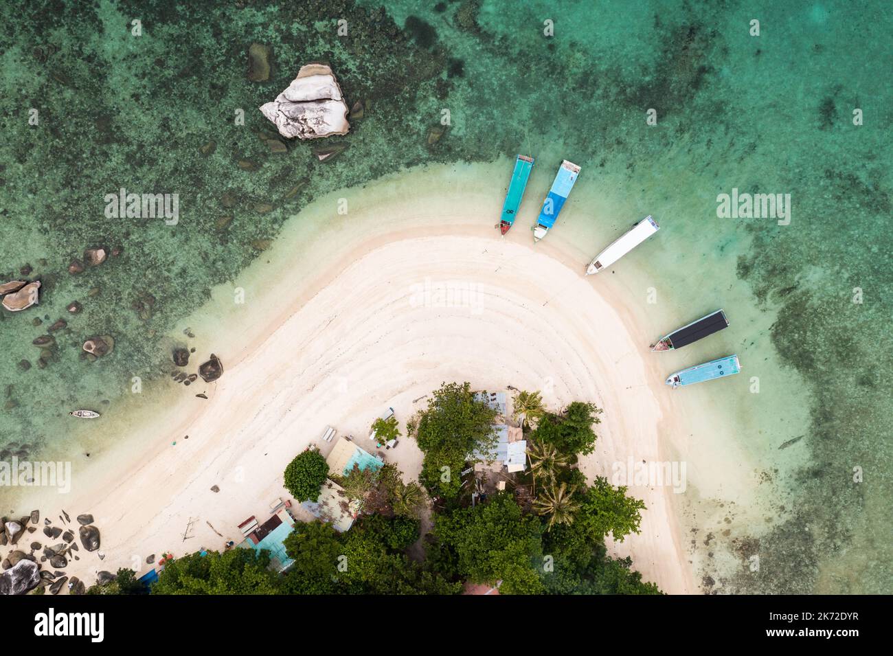 Belitung, Indonesia: Vista dall'alto dell'isola di Kelayang nell'arcipelago di Belitung nel mare di Java in Indonesia. Foto Stock