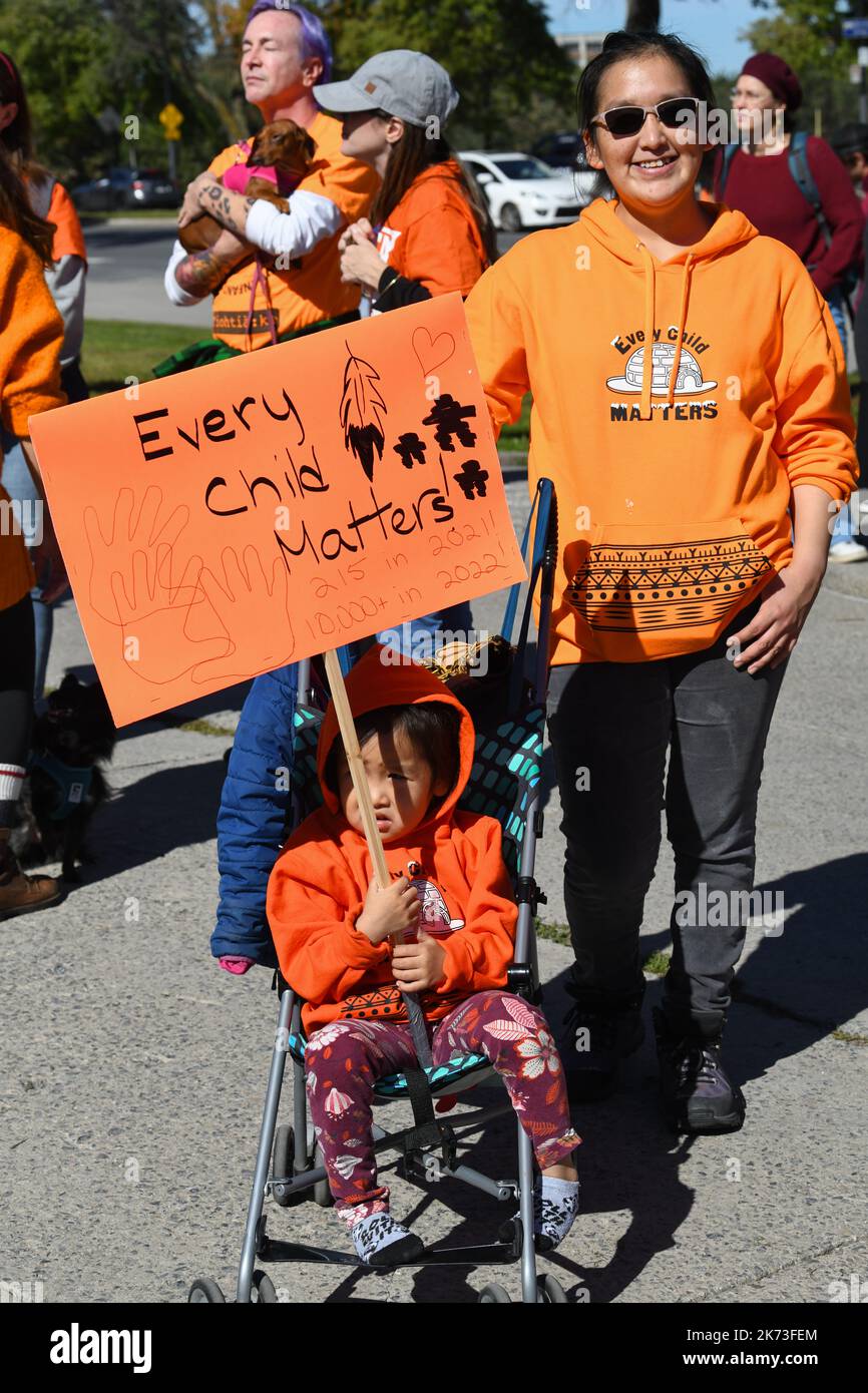 Montreal Canada (30 settembre 2022): “La Giornata nazionale del Canada per la verità e la riconciliazione” mette in luce la situazione dei bambini delle scuole residenziali indiane Foto Stock