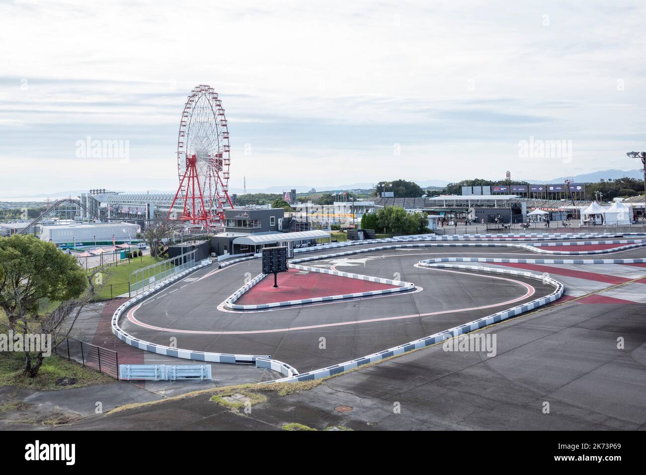 Circuito di Suzuka, Prefettura di mie, Giappone. 8th Ott 2022. Il circuito di Suzuka, famoso in tutto il mondo, con la ruota panoramica del circuito di Suzuka, durante il Gran Premio di Formula 1 Honda. Il Giappone ha recentemente riaperto al turismo dopo oltre due anni di divieti di viaggio a causa della pandemia COVID-19. (Credit Image: © Taidgh Barron/ZUMA Press Wire) Foto Stock