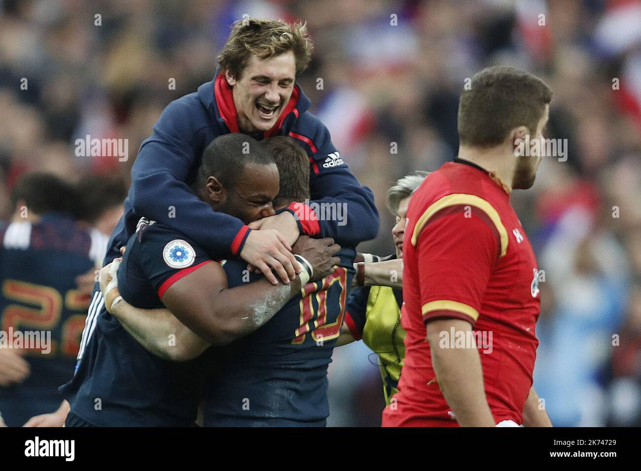 Il Baptiste Serin francese festeggia durante la RBS 6 Nations 2017 Rugby Union Match tra Francia e Galles il 18 marzo 2017 allo Stade de France di Saint Denis, Francia - Foto Benjamin Cremel/IP3 Foto Stock