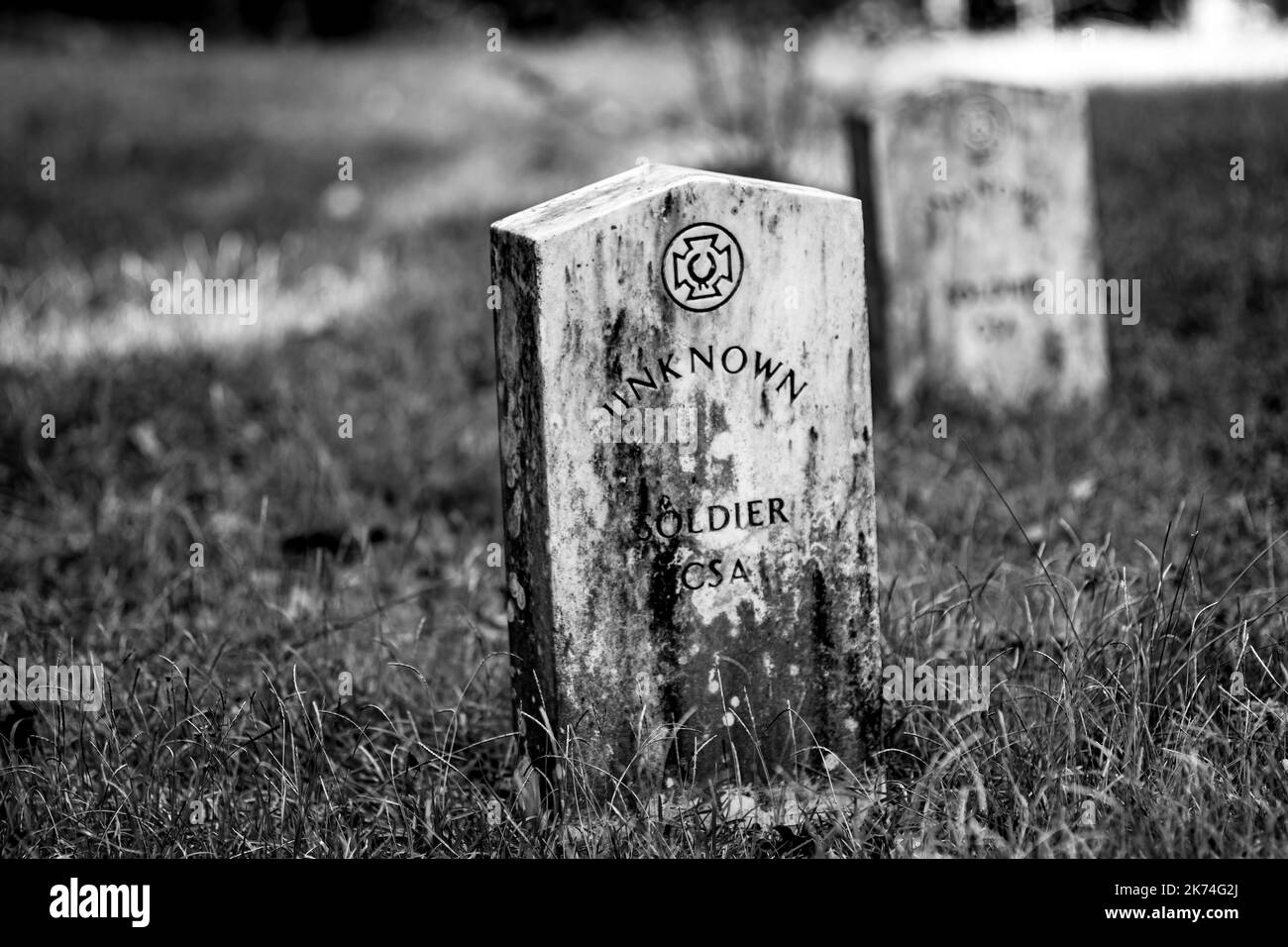 Calera, Alabama, USA-Settembre 30, 2022: Tomba di uno dei tanti soldati confederati sconosciuti sepolti nel cimitero confederato di Shelby Springs. Foto Stock