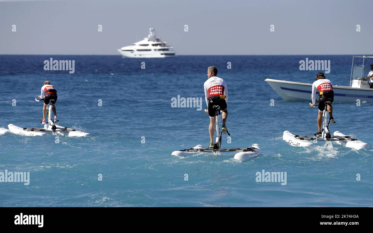 Riviera Water bike sfida organizzata dalla fondazione PrincessCharlene Foto Stock