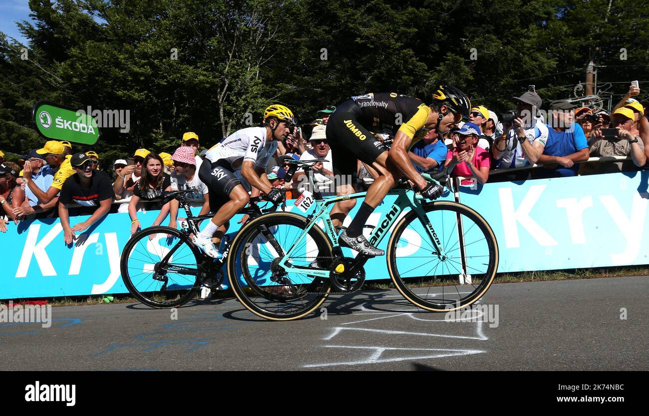 Mikel Landa e George Bennett Foto Stock