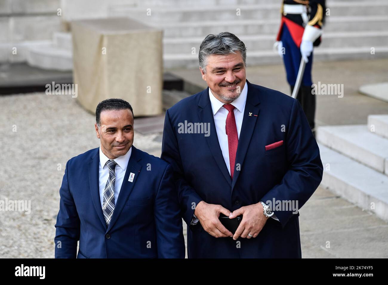 David Douillet, la delegazione olimpica francese di ritorno da Lima, è ricevuto dal presidente francese Emmanuel Macron al Palazzo Elysee. Foto Stock