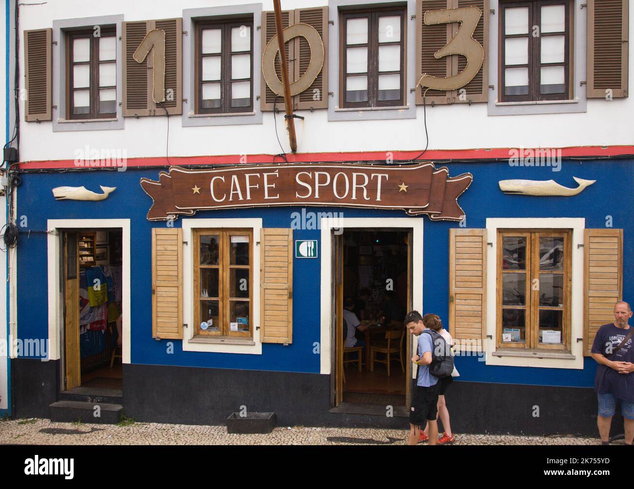 Portogallo, Azzorre, isola di Faial, Horta, Peter Cafe Sport, persone, Foto Stock