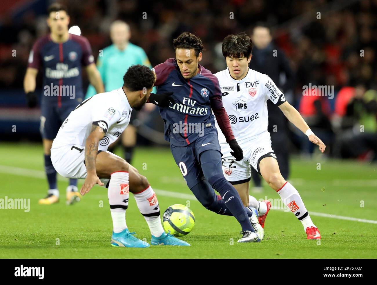 NEYMAR durante la partita Parigi Saint-Germain contro Digione FCO Ligue 1 al Parc des Princes di Parigi Foto Stock
