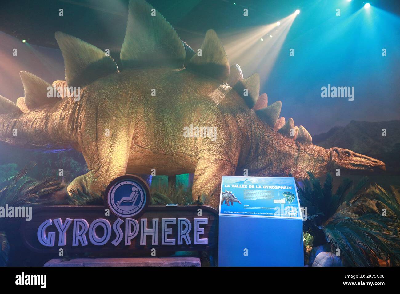 La mostra Jurassic World arriva a Saint-Denis, Francia dal 14 aprile 2018 al 2 settembre 2018. Foto Stock