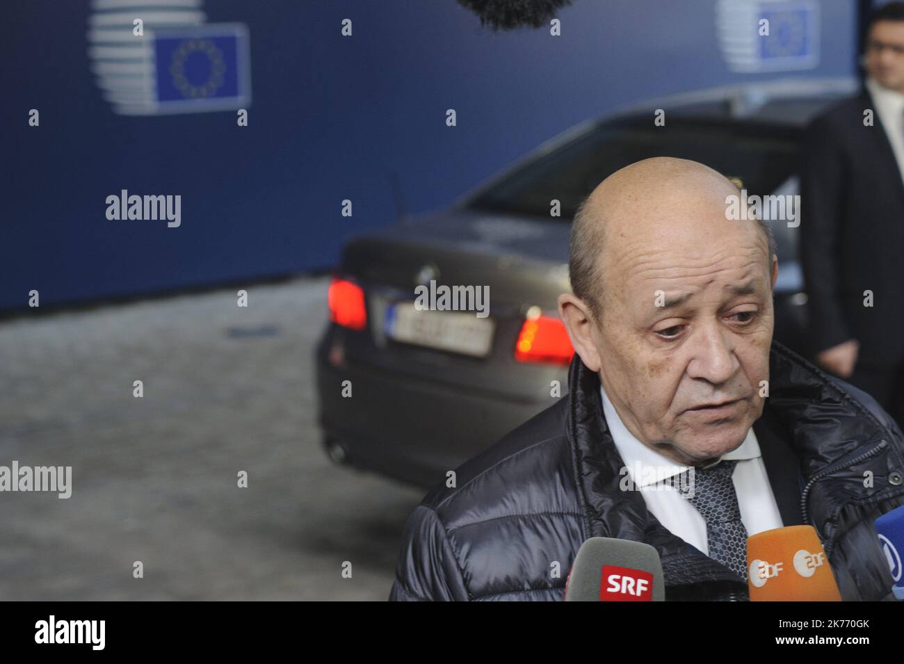 Arrivo e intervento davanti ai giornalisti di Jean-Yves LE DRIAN, ministro degli Affari Esteri francese. Foto Stock