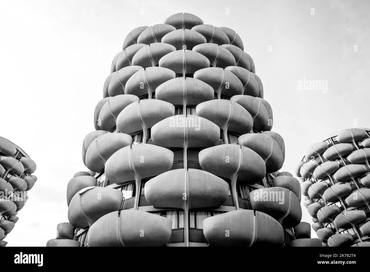 I cavoli di Creteil sono un grande gruppo firmato da Gerard Grandval a Creteil, nella Val-de-Marne, dal 1969 al 1974. Ha ricevuto l'etichetta 'Patrimonio del ventesimo secolo' dal Ministero della Cultura il 16 dicembre 2008. Questo programma fu considerato all'epoca come uno dei simboli dell'architettura francese degli anni '1970s. Foto Stock