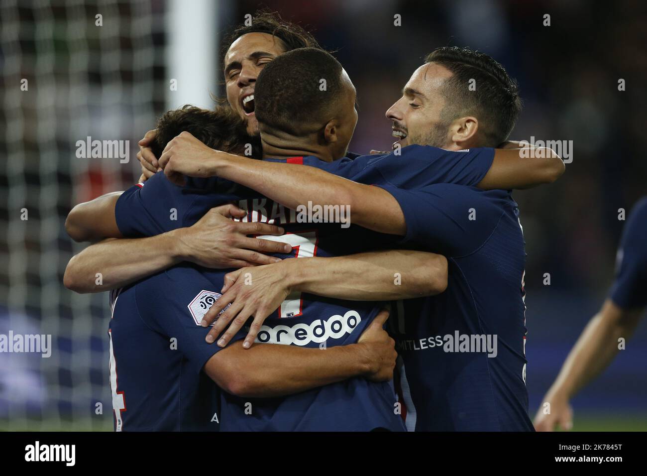 La squadra di Parigi Saint-Germain reagisce dopo aver segnato durante la partita francese Ligue 1 tra Paris Saint Germain (PSG ) e Nîmes olympique al Parc des Princes di Parigi, Francia. 11.08.2019 Foto Stock