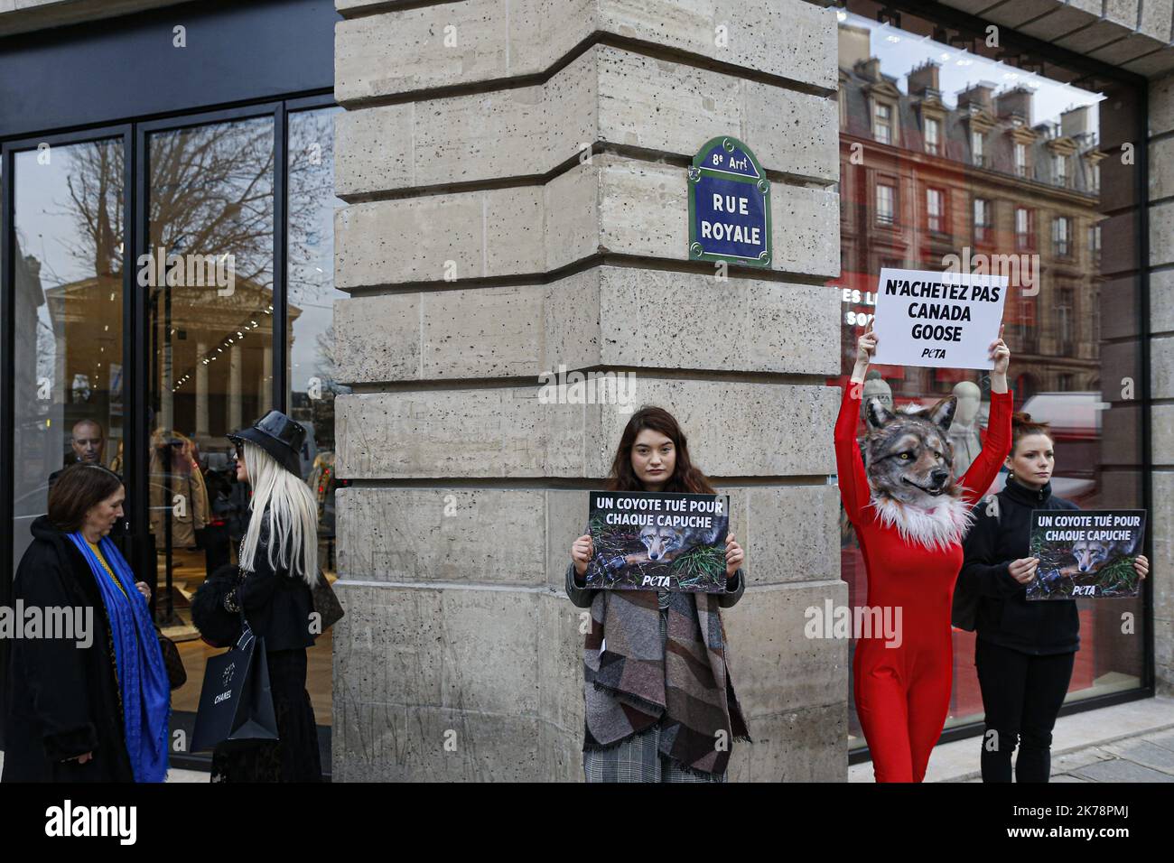 Demonstation contro il brutale trattamento degli animali a Canada Goose Foto Stock