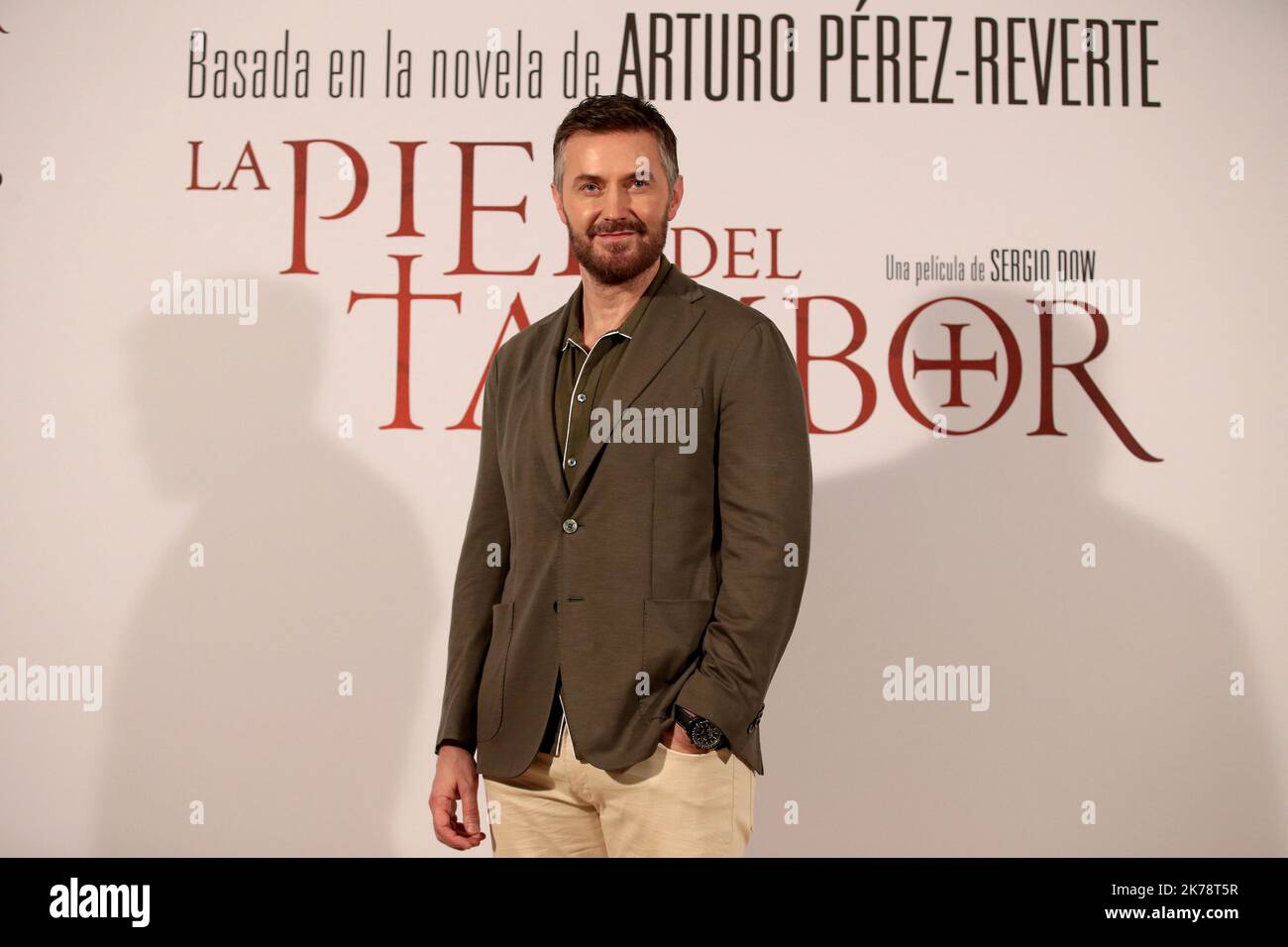 Madrid Spain; 10.17.2022.- Film basato sul libro di Arturo Pérez-Reverte 'la pelle del tamburo' diretto dal colombiano Sergio Dow e con Richard Armitage, Amaia Salamanca, Rodolfo Sancho e Alicia Borrachero “la prova del cotone per un romanziere è che gli piace il film, Che egli riconosce il romanzo nel suo film, ed è accaduto così, ho detto, è che sono i miei personaggi, è che è il mio Padre Quart, è la mia Macarena, è la mia Siviglia, Questo mi dà una speciale felicità, non sempre accade, non sempre accade, quando non mi piace un film tendo in silenzio, e quando Foto Stock