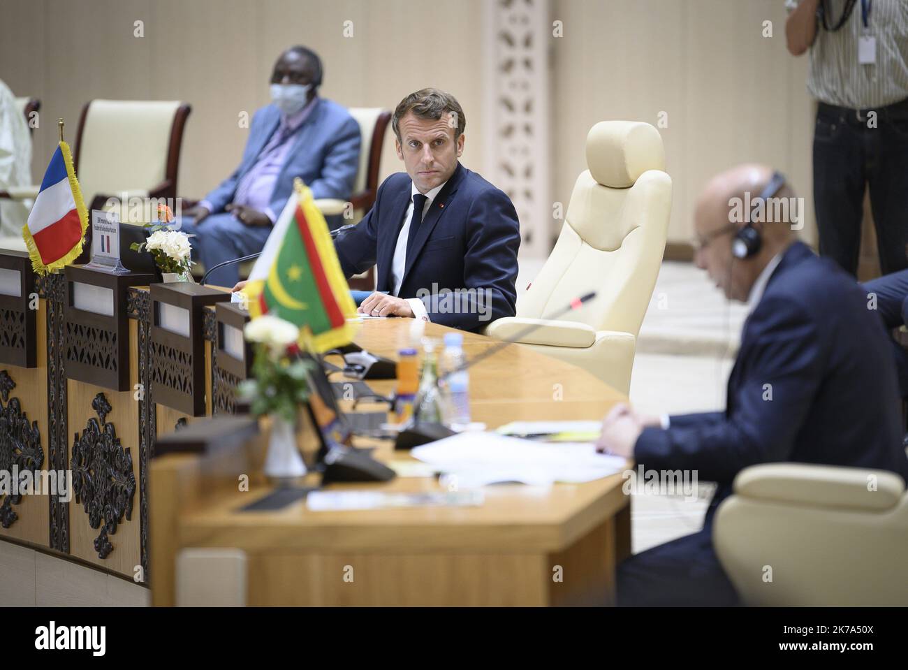 @ Pool/ Eliot Blondet/Maxppp, Mauritanie, Nouakchott, 2020/06/30 il Presidente francese Emmanuel Macron durante un incontro con i Presidenti del G5 Sahel e (in visita al Chancelor tedesco Angela Merkel, al primo Ministro italiano Giuseppe Conte e al primo Ministro belga Charles Michel a Nouakchott, Mauritania, il 30 giugno 2020 Foto Stock