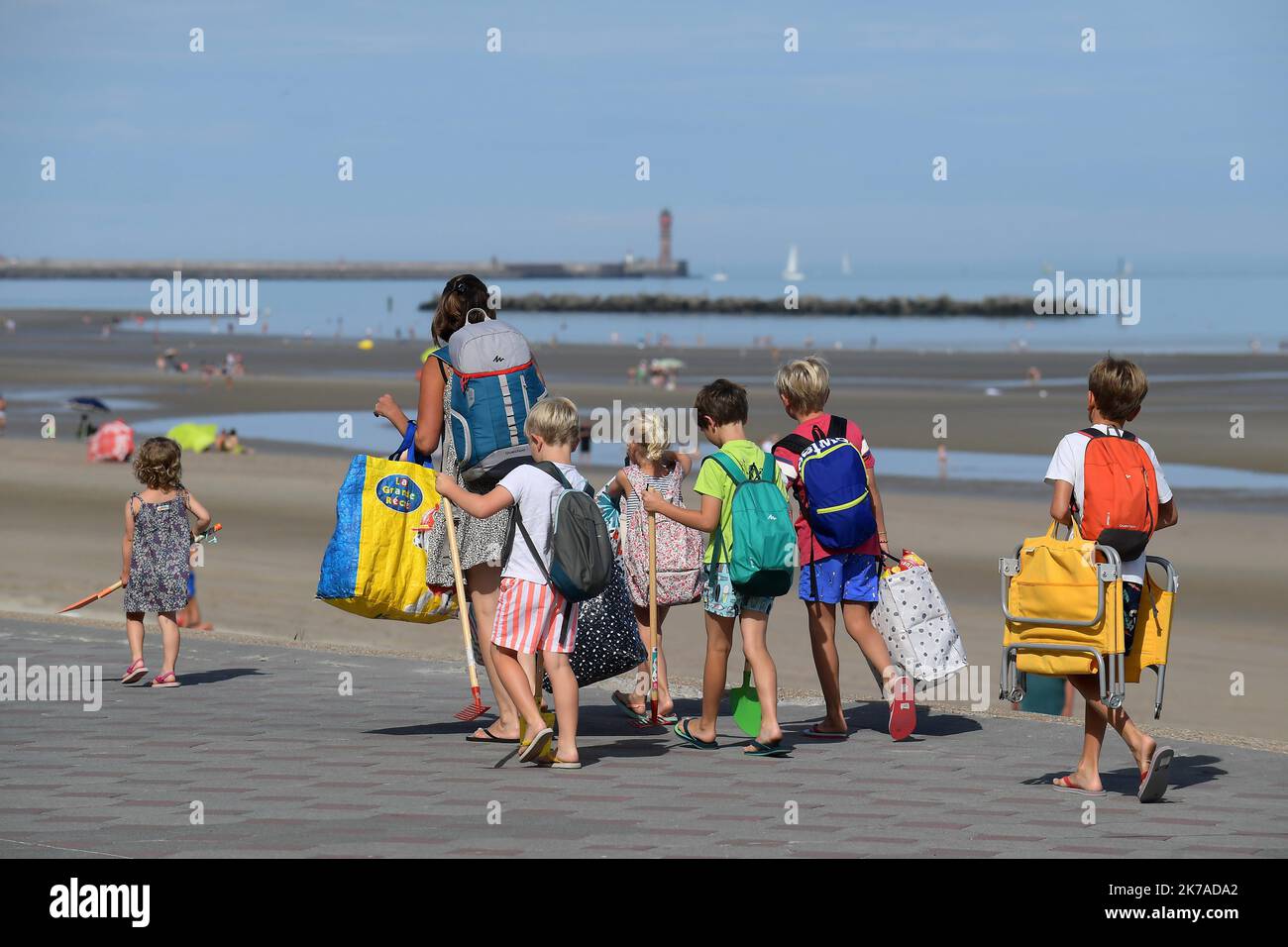 ©PHOTOPQR/VOIX DU NORD/Marc Demeure ; 06/08/2020 ; Plage de Malo les Bains, le 06/08/2020. Foto Marc Demeure/la Voix Du Nord. Estate sulla spiaggia di Malo les Bains, nel nord della Francia, il 6th 2020 agosto Foto Stock