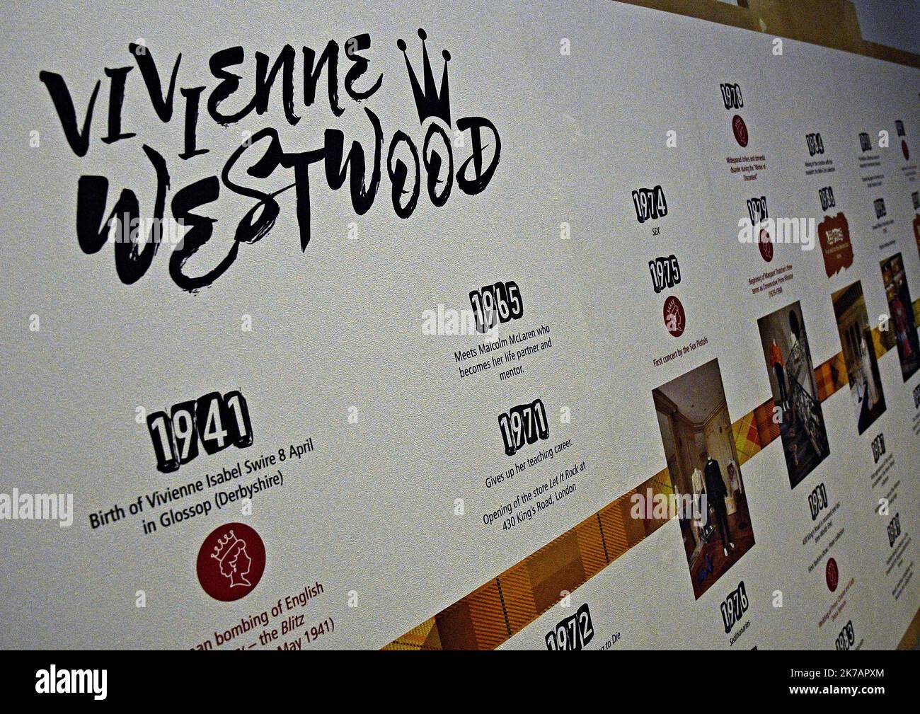 ©PHOTOPQR/LE PROGRES/Stéphane GUIOCHON - Lione 2e Arrondissement 08/09/2020 - Expo Vivienne Westwood - A Lione au musée des tissus Expo Vivienne Westwood - dal 10 settembre al 17 gennaio 2021 il Museo del tessile ospiterà una grandiosa mostra dedicata al designer britannico Vivienne Westwood. Foto Stock