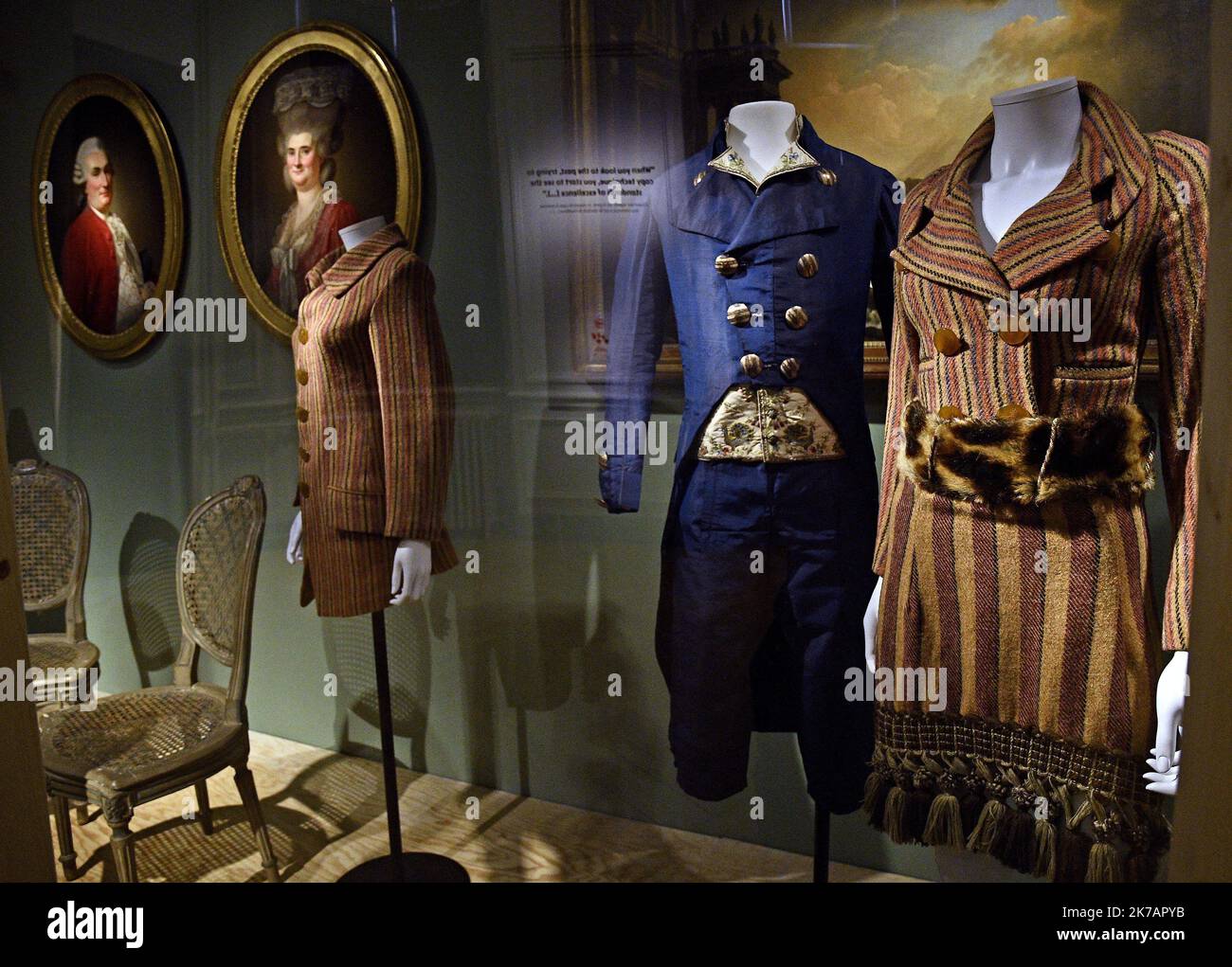 ©PHOTOPQR/LE PROGRES/Stéphane GUIOCHON - Lione 2e Arrondissement 08/09/2020 - Expo Vivienne Westwood - A Lione au musée des tissus Expo Vivienne Westwood - dal 10 settembre al 17 gennaio 2021 il Museo del tessile ospiterà una grandiosa mostra dedicata al designer britannico Vivienne Westwood. Foto Stock