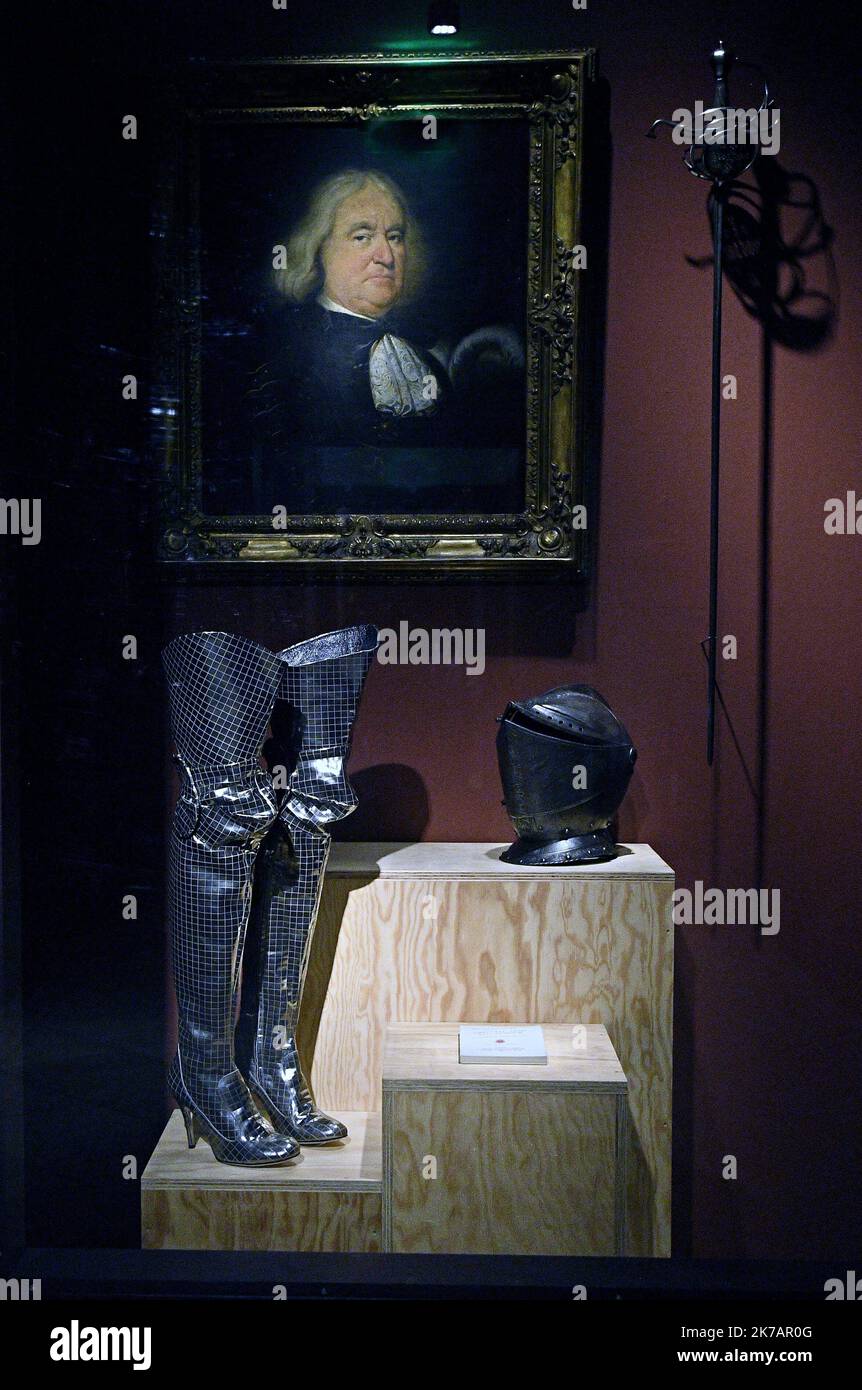 ©PHOTOPQR/LE PROGRES/Stéphane GUIOCHON - Lione 2e Arrondissement 08/09/2020 - Expo Vivienne Westwood - A Lione au musée des tissus Expo Vivienne Westwood - dal 10 settembre al 17 gennaio 2021 il Museo del tessile ospiterà una grandiosa mostra dedicata al designer britannico Vivienne Westwood. Foto Stock