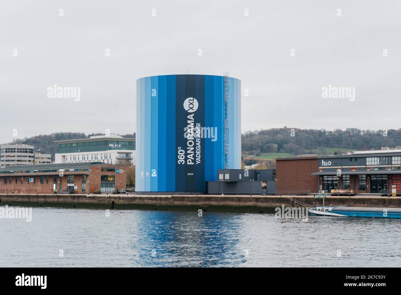 ©Julian Letouq / le Pictorium/MAXPPP - Julian Letouq / le Pictorium - 10/12/2020 - France / Normandie / Rouen - Appel d'offres pour demolir definitivement le Panorama XXL. / 10/12/2020 - Francia / Normandia / Rouen - gara d'appalto per demolire il Panorama XXL una volta per tutte. Foto Stock