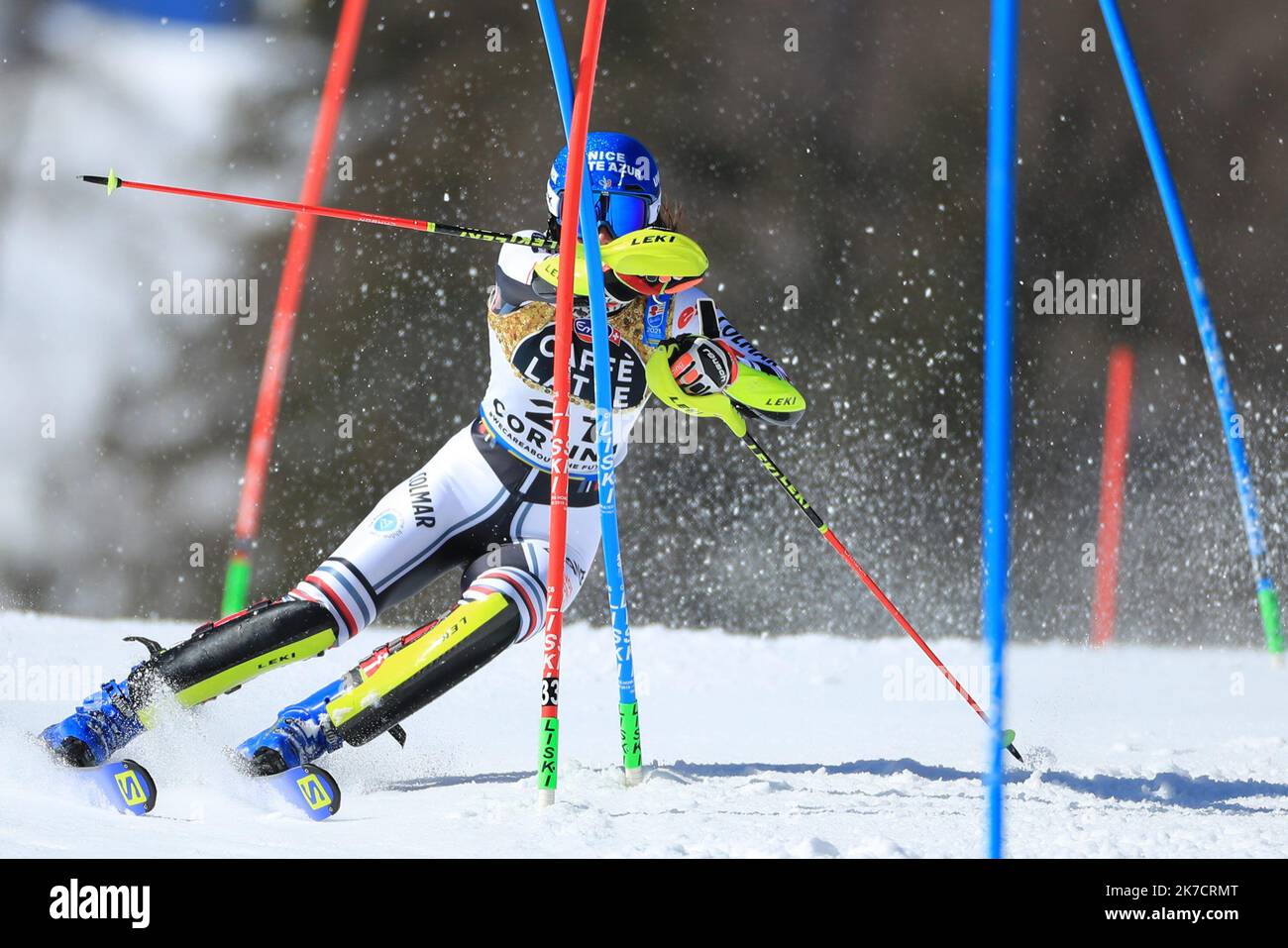 ©Pierre Teyssot/MAXPPP ; FIS Campionato Mondiale di Sci Alpino 2021 Cortina . Cortina d'Ampezzo, Italia il 20 febbraio 2021. Evento Slalom femminile, Nastasia Noens (fra)in azione Nastasia Noens (fra). Â Pierre Teyssot / Maxppp Foto Stock