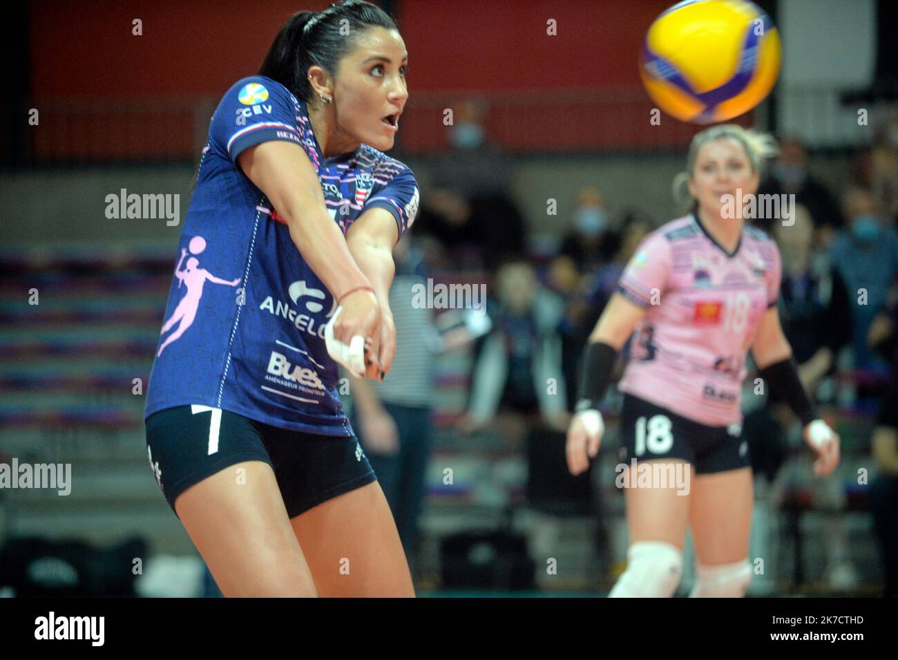 ©PHOTOPQR/LE MIDI LIBRE/Michael Esdourrubailh ; MONTPELLIER ; 23/02/2021 ; PHOTO PQR/MIDI LIBRE/MICHAEL ESDOURRUBAILH/ HERAULT BEZIERS VOLLEY COUPE D EUROPE BEZIERS GALATASARAY - BEZIERS Angels vs Galatasaray HDI ISTANBUL - CEV-Volley Cup 2021 Semifinali femminili Foto Stock