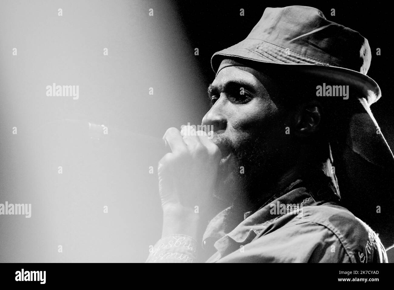 ©Michael Bunel / le Pictorium/MAXPPP - Michael Bunel / le Pictorium - 13/07/2011 - Francia / Bagnols sur ceze - Vaughn Benjamin, attteint d'une maladie grave depuis plusieurs annees, le lead voice du groupe de deep roots Midnite, originaire des Iles Vierge, est decede le 5 novembre 2020 a l'age de 50 ans. 13 juillet 2013. Bagnols sur Ceze. francia. / 13/07/2011 - Francia / Bagnols sur ceze - Vaughn Benjamin, affetta da una grave malattia per diversi anni, il cantante principale della band di Deep Roots Midnite, originaria delle Isole Vergini, morì il 5 novembre 2020 all'età di 50 anni. Luglio 13, 20 Foto Stock