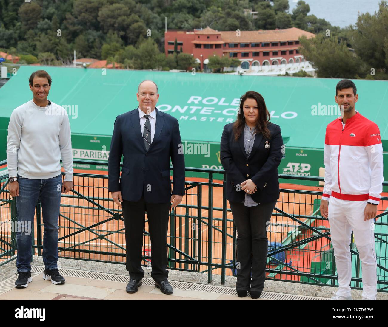 ©PHOTOPQR/NICE MATIN/Cyril Dodergny ; Monaco ; 11/04/2021 ; Roquebrune-Cap-Martin - Monte-Carlo Country Club - Rolex Monte-Carlo Masters 1000 de tennis - 2eme jours des qualisations - Inaugurazione de l'alllée Elisabeth-Ann de Massy, en présence de S.A.S le Prince Albert II, des joueurs Noval DJOKOVIC et Raphaël NADAL et sa fille Mélanie-Antoinette de Massy. Foto Stock