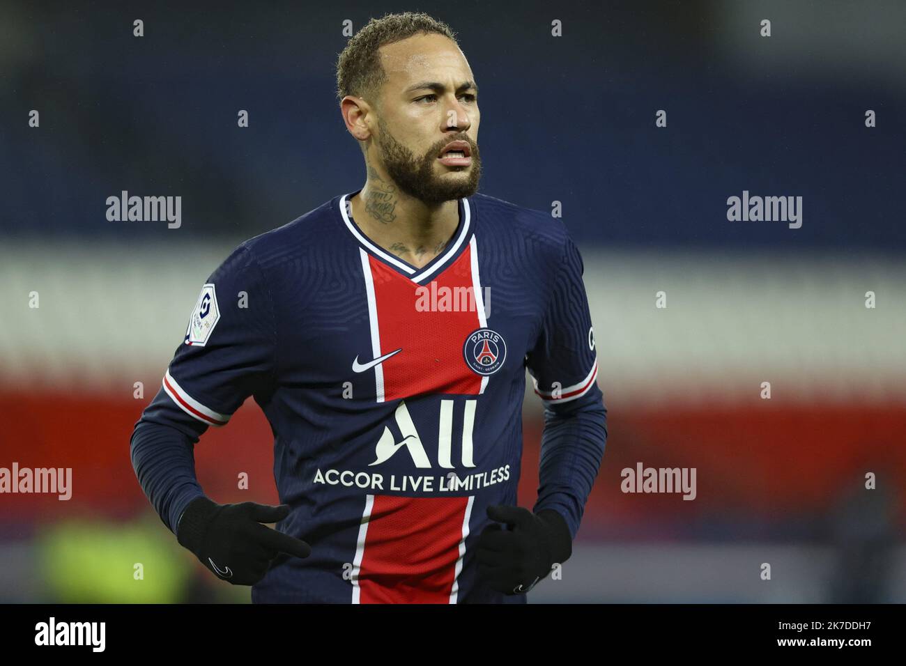 ©Sebastien Muylaert/MAXPPP - 08/05 Neymar un figlio prolongé contrat avec le PSG jusqu'en 2025 ARCHIVI Neymar prorogò il suo contratto con PSG fino a 2025 FILES Neymar Jr di Parigi Saint-Germain reagisce durante la partita Ligue 1 tra Paris Saint-Germain e Olympique Lyonnais al Parc des Princes di Parigi, Francia. 13.12.2020 Foto Stock