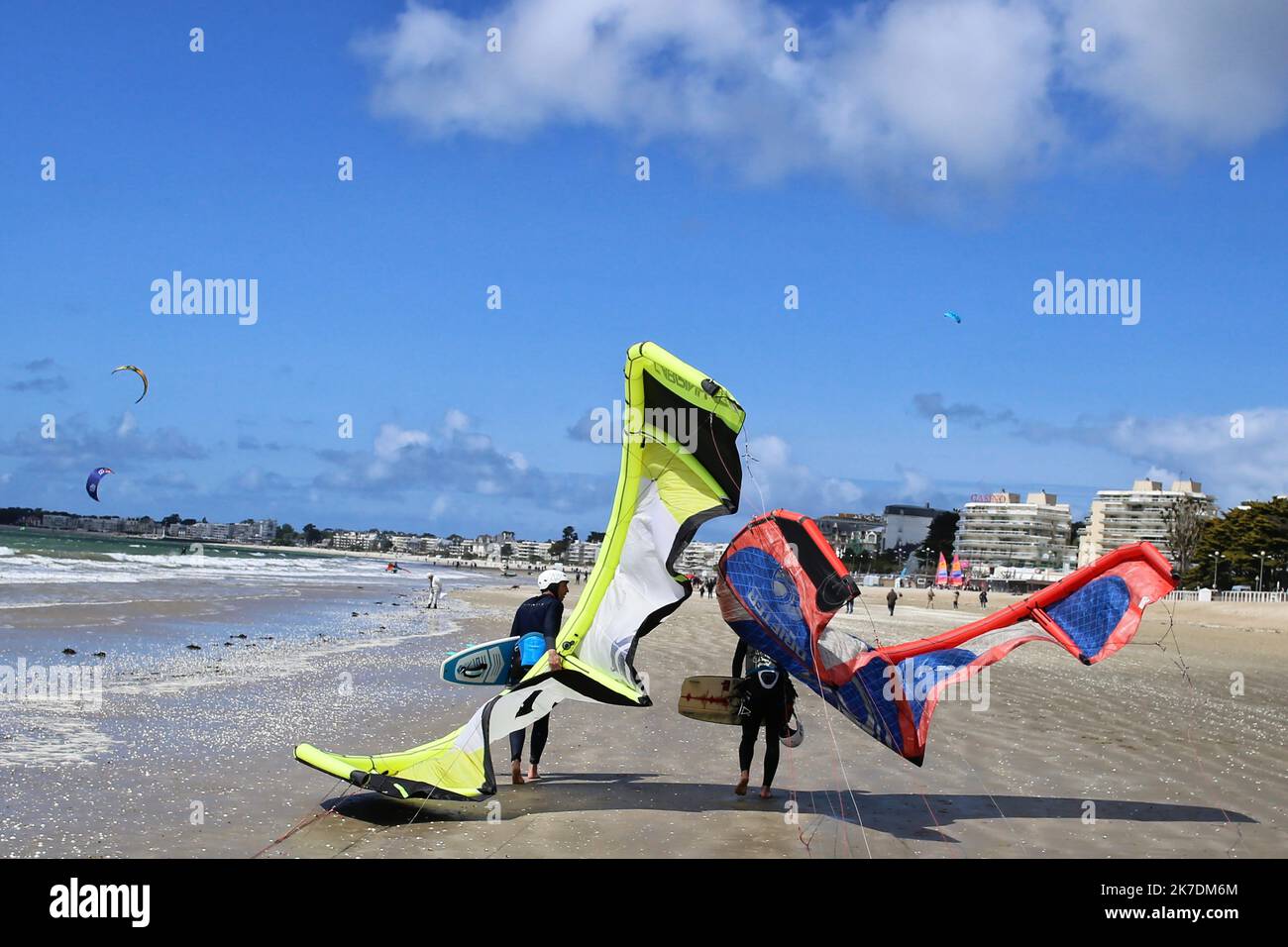 ©PHOTOPQR/PRESSE OCEAN/ROMAIN BOULANGER ; ; ; ; LA BAULE LE LE DIMANCHE 23 MAI 2021, AMBIANCE SUR LA PLAGE DE LA BAULE - 2021/05/24. Vista generica sulla spiaggia, nel nord della Francia Foto Stock