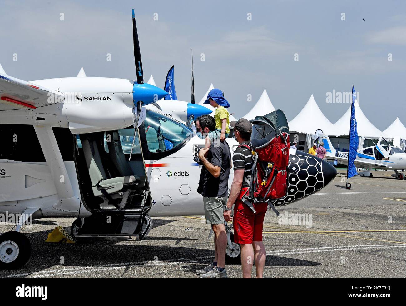 ©PHOTOPQR/LE PROGRES/Richard MOUILLAUD - Bron 18/06/2021 - le 18/06/2021 Salon de l'Aviation - Salon de l'Aviation hybrid electrique de la société francese Voltaero Foto Stock