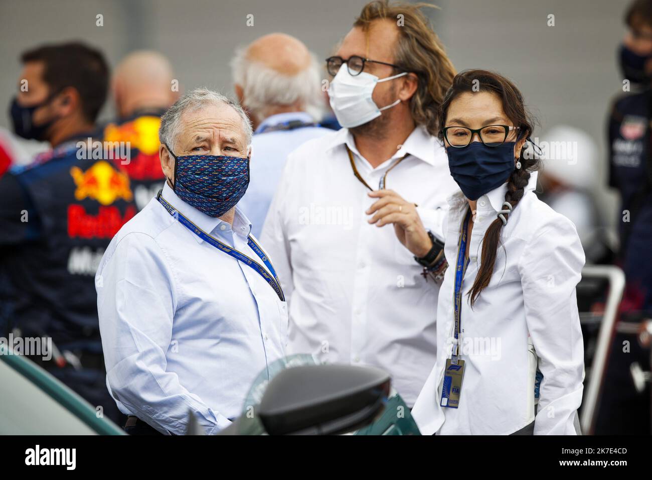 Jean Todt (fra, presidente della FIA) con la moglie Michelle Yeoh, F1° Gran Premio di Francia al circuito Paul Ricard il 20 giugno 2021 a le Castellet, Francia. (Foto di HOCH ZWEI) Foto Stock