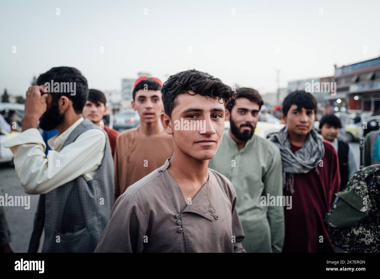 ©Adrien Vautier / le Pictorium/MAXPPP - Adrien Vautier / le Pictorium - 05/09/2021 - Afghanistan / Mazar-e Charif - Mazar-e Charif le 5 settembre. La jeunesse afghane semble parfois divisee quand a l'arrivee au pouvoir des talibans. Certains sont vraiment inquiets quand a leur avenir, quand d'autres sont plutot satisfaits de l'ordre qui regne desormais. / 05/09/2021 - Afghanistan / Mazar-e Charif - Mazar-e Sharif il 5 settembre. I giovani afghani sembrano talvolta divisi quando i talebani salirono al potere. Alcuni sono veramente preoccupati per il loro futuro, mentre altri sono piuttosto soddisfatti dell'ordine t Foto Stock