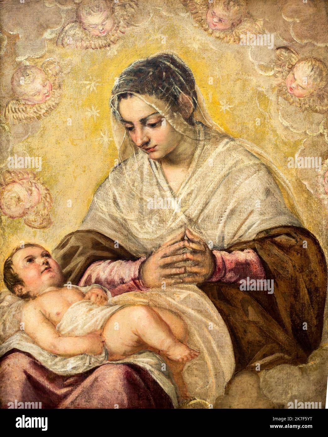 ©Active Museu/MAXPPP - ActiveMuseum 0001024.jpg / la Madone des Etoiles, vers 1570 - Jacopo Tintoretto - la Madonna delle Stelle 1570 - / Tintoret / Museo della Peintura attiva / le Pictorium Aureola (religione) ,Bambino ,religione cattolica ,Cherub ,Bambino ,nube ,mano colta ,sdraiata ,Madonna ,manierismo ,preghiera ,Stella ,verticale ,Madonna col Bambino ,Donna ,16th secolo ,Tintoretto ,Pittura , Pittura , Foto Stock