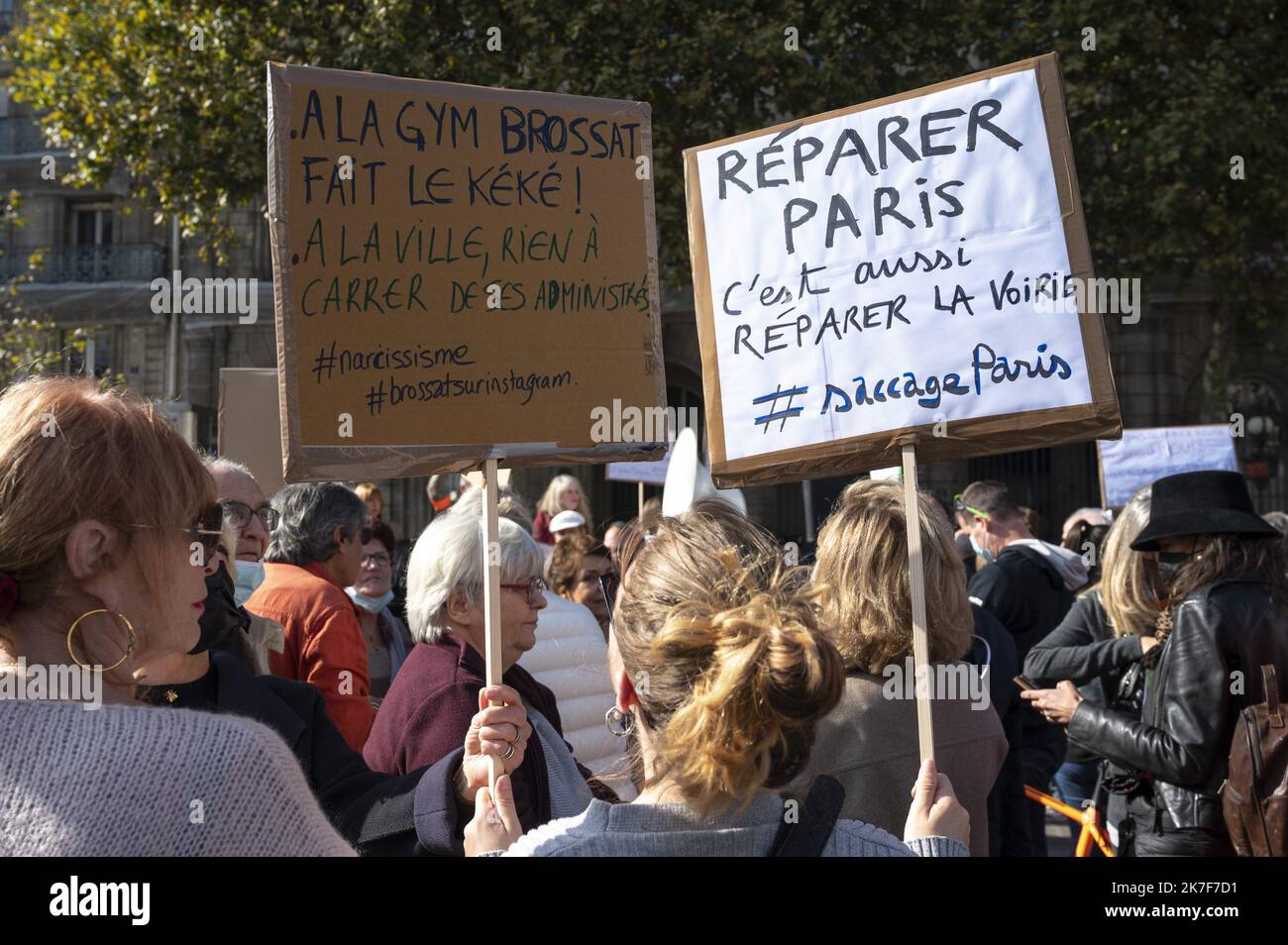 ©Julien Mattia / le Pictorium/MAXPPP - assemblaggio #SaccageParis, des associations de flueains parisiens contre la politique de la Mairie de Paris. Foto Stock