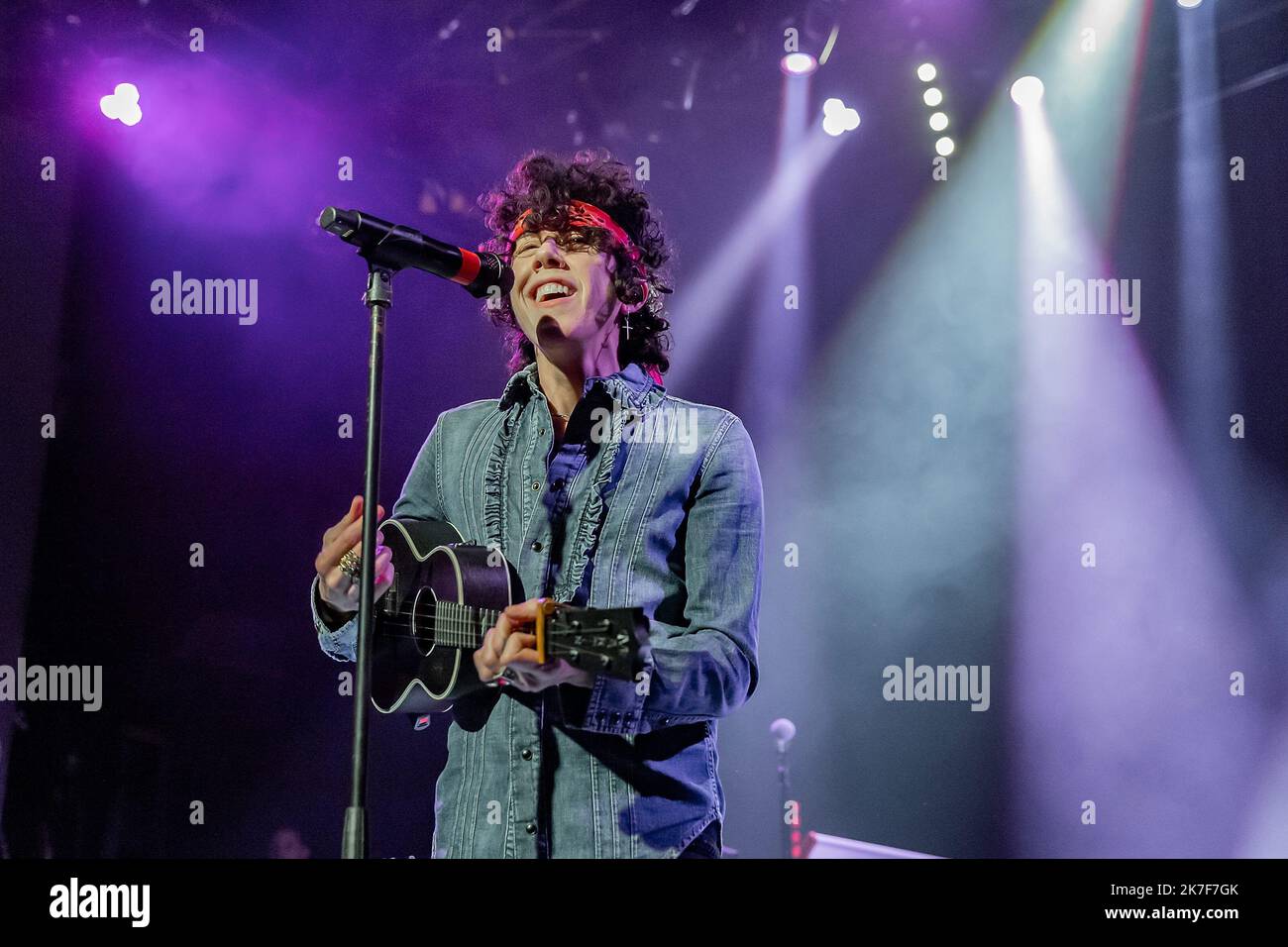 ©Denis TRASFI/MAXPPP - (C) Denis TRASFI / MAXPPP - à l'Alhambra à Paris le 04-10-2021 - Concert de LP (Laura Pergolizzi) Foto Stock