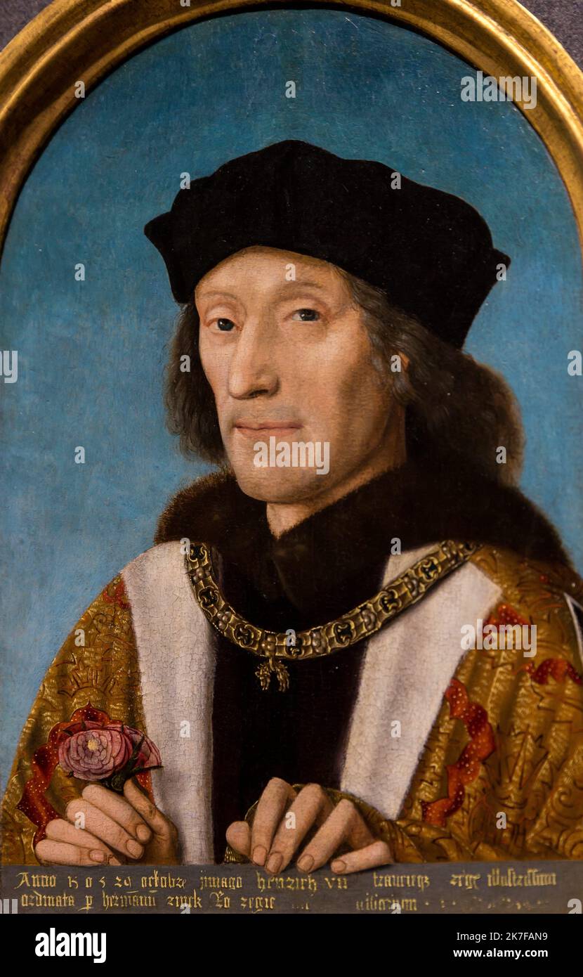 ©Active Museu/MAXPPP - ActiveMuseum 0003628.jpg / Henri VII, Premier roi de la dynastie Tudor, 1505 - Artiste inconnu 1505 - / Peinture Active Museum / le Pictorium 1 persona, blu, occhi blu, capelli castani, torace, Conte, Dinastia, Ricamo, Inglese, faccia su, Fiore, pelliccia, Oro (metallo prezioso) ,Mano ,cappello ,Casa di Tudor ,Irlanda ,giacca ,Re ,Re di Inghilterra ,Regno ,Signore di Manor ,uomo ,Collana ,nobiltà ,di nascita nobile ,vestito ,Ritratto ,reale ,sorriso ,Sovereign ,dinastia Tudor ,verticale ,vita in su ,Henri VII ,16th ° secolo ,Pittura , Foto Stock