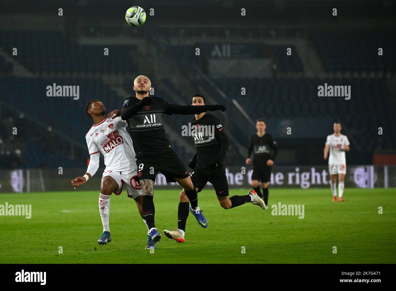 ©Julien Mattia / le Pictorium/MAXPPP - Julien Mattia / le Pictorium - 15/01/2022 - Francia / Ile-de-France / Parigi - Mauro Icardi lors de la rencontre entre le PSG et le Stade Brestois 29 au Parc des Princes, le 15 Janvier 2022. / 15/01/2022 - Francia / Ile-de-France (regione) / Parigi - Mauro Icardi durante la partita tra PSG e Stade Brestois 29 al Parc des Princes il 15 gennaio 2022. Foto Stock